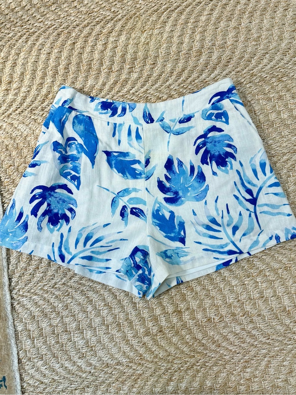 TCEC White Shorts with Blue Floral Palm Print